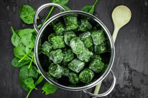 come cucinarli al meglio gli spinaci congelati quali metodi funzionano
