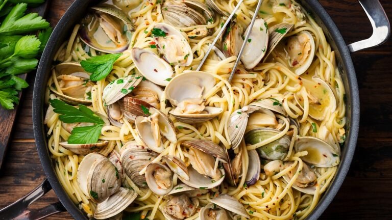 Come Fare Gli Spaghetti Con Le Vongole: Qual è la Ricetta Perfetta