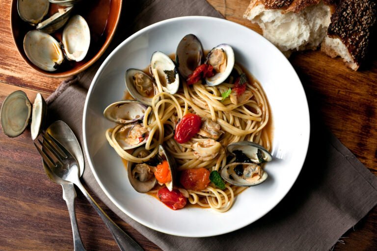 Come Preparare Spaghetti Alle Vongole in Padella Facili e Veloci