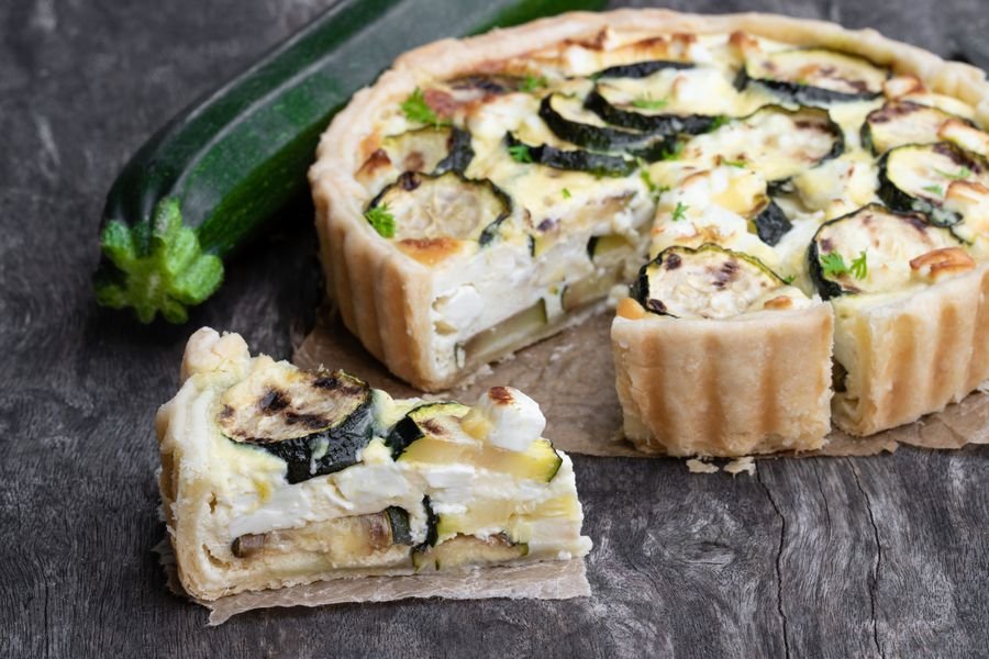 Come Preparare una Deliziosa Torta Salata con Zucchine Facile e Veloce