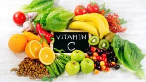 quali sono gli alimenti piu ricchi in vitamina c da includere