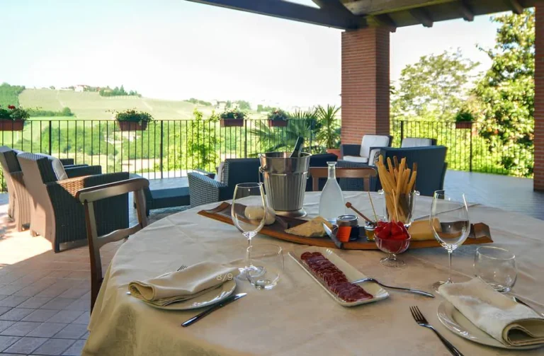 Quali Sono i Migliori Agriturismi nelle Langhe per un Pranzo Domenicale