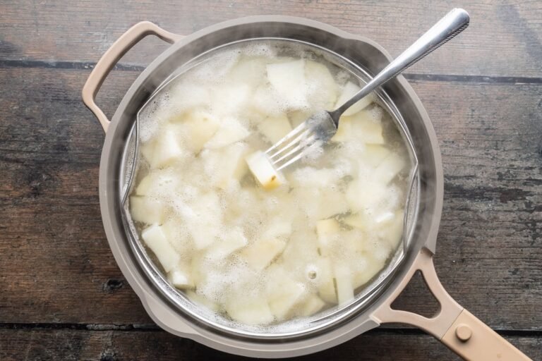 Quanto Tempo Sbollentare Le Patate Prima Di Cuocerle Al Forno